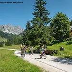 Hotel Bischofsmuetze 4*