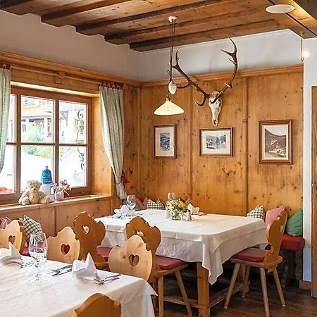 Bischofsmuetze Otel Filzmoos