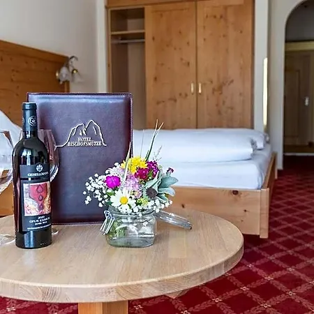 Otel Bischofsmuetze
