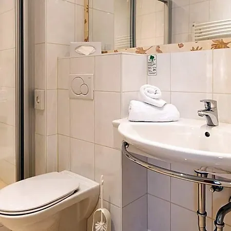 Otel Bischofsmuetze