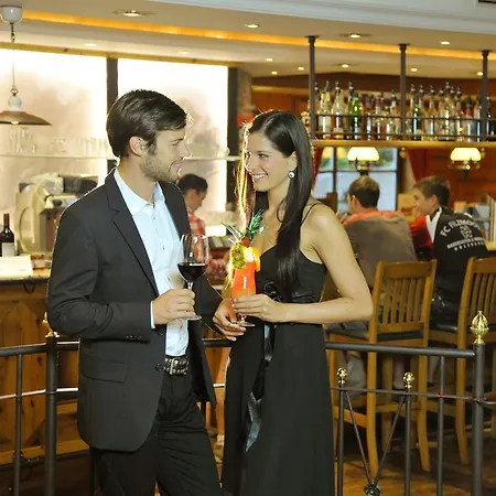 Bischofsmuetze 4* 필즈모스