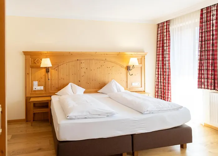 Bischofsmuetze Hotel 4*