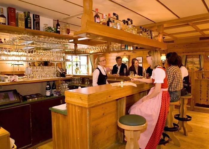 Bischofsmuetze Filzmoos